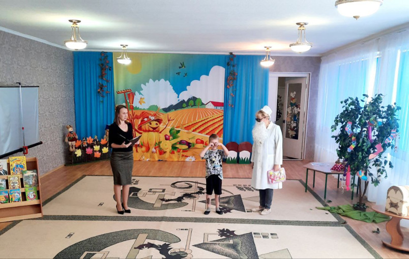 Развлечение "Путешествие по сказкам Корнея Чуковского" Развлечение "Путешествие по сказкам Корнея Чуковского".